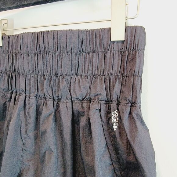 Free People Movement The Way Home Shorts Black Size L NWOT - Picture 6 of 11